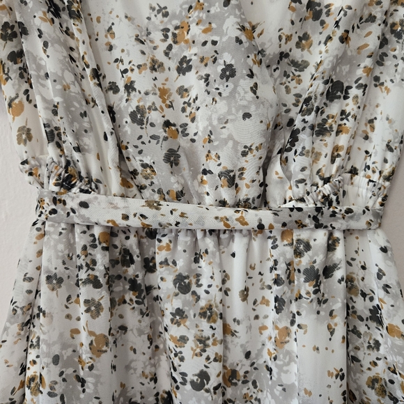 💋 5 for $25 Simply Vera Dress - Picture 8 of 8